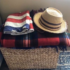 VINTAGE pure wool plaid picnic blanket